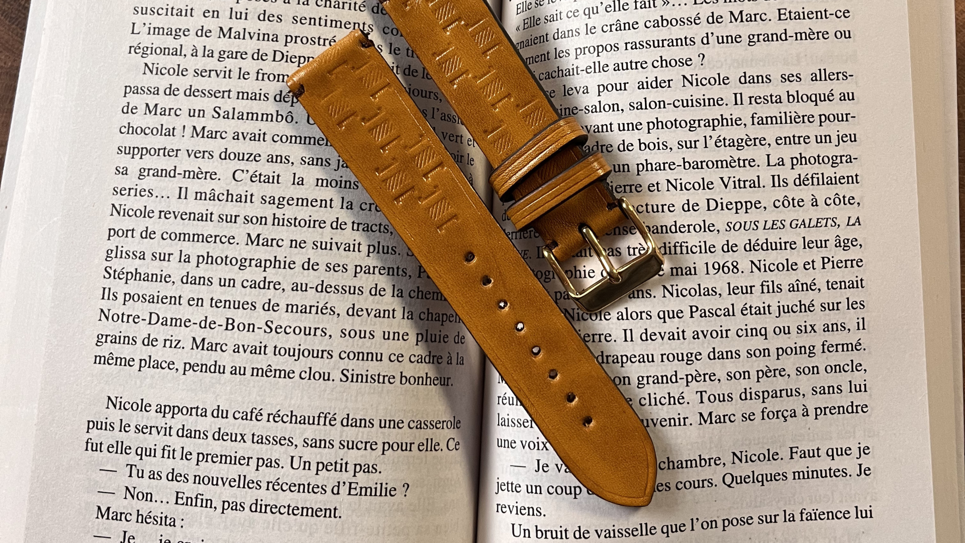 Bracelet de montre Façonné Jaune